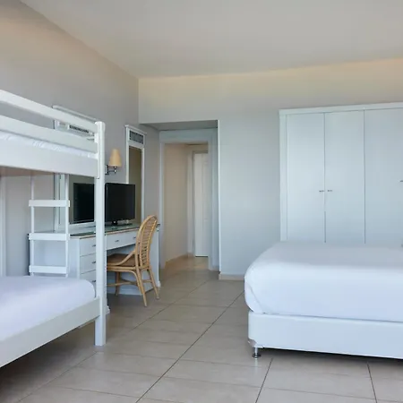 Hotel Atlantica Princess 4*