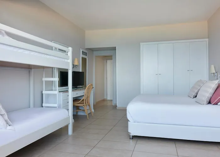 Hotel Atlantica Princess 4*